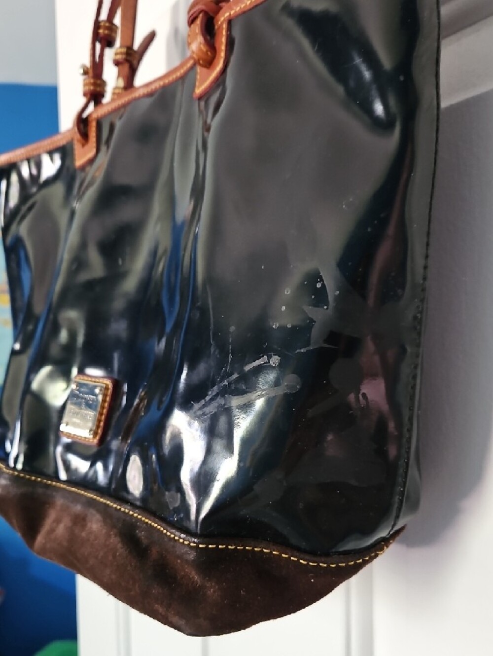 Dooney & Bourke Black Patent Tote with Brown Trim and Handles - Picture 4 of 8